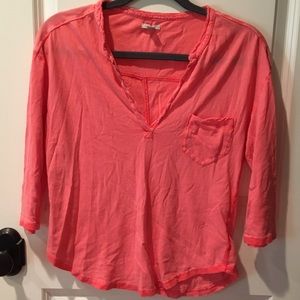 Pink top with three-quarter sleeves, Size XS